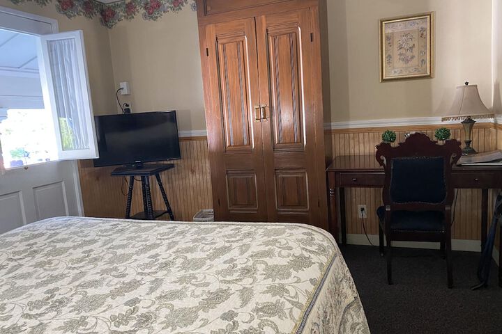 Gunn House Hotel