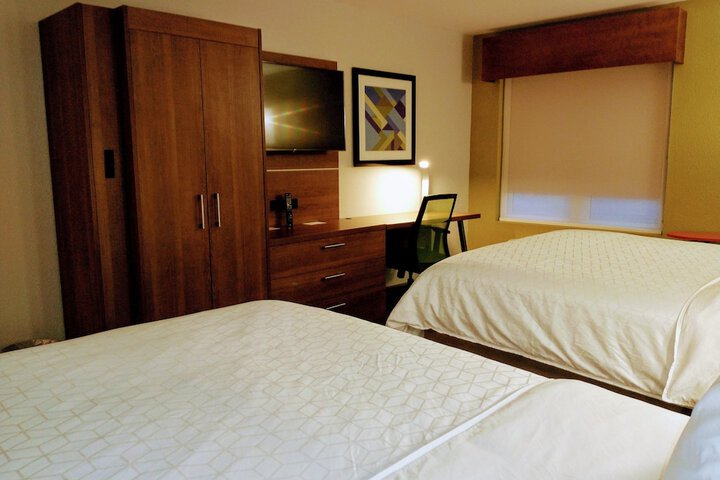 Room 49 of 82