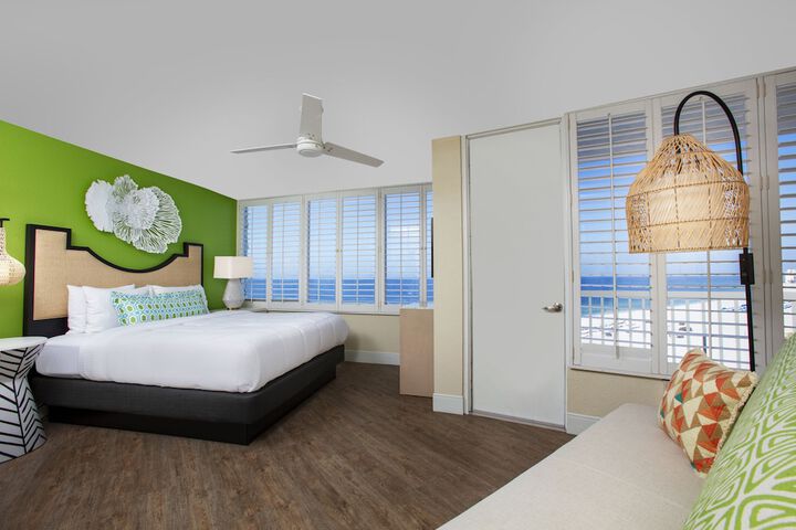 Room 16 of 42