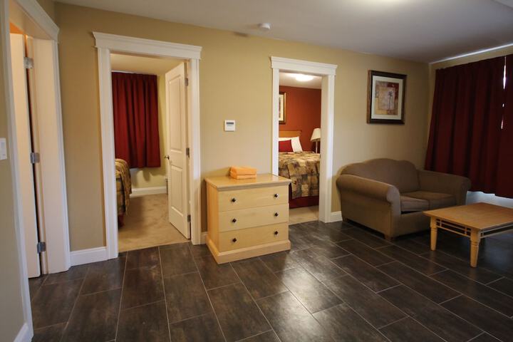 Room 26 of 38