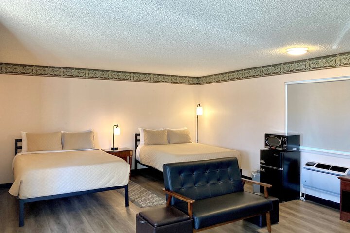 Coast Riders Inn