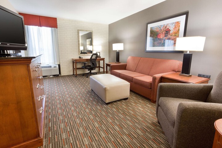 Room 21 of 37