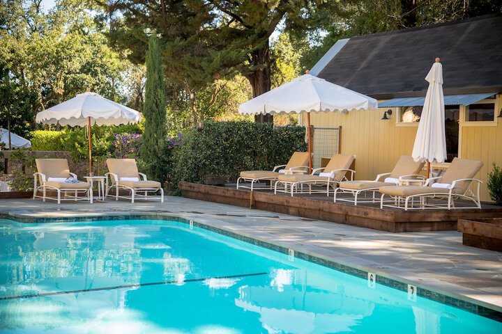 Pool 18 of 105