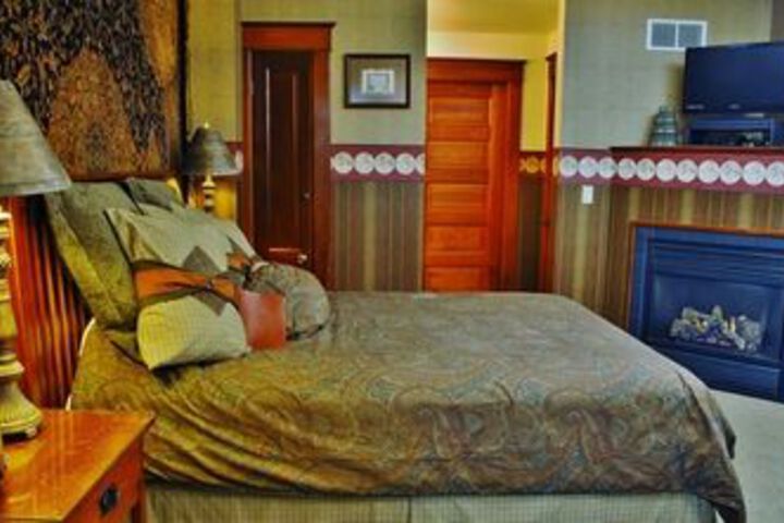 Arbor Hill Inn