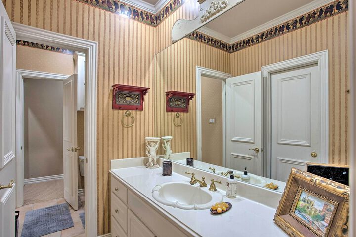 Families Welcome! Lavish Celina Home w / Game Room