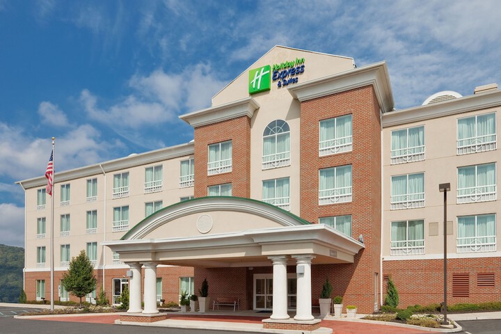 Hotel 5 of 59