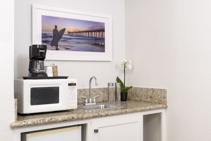 Beachfront Inn and Suites at Dana Point