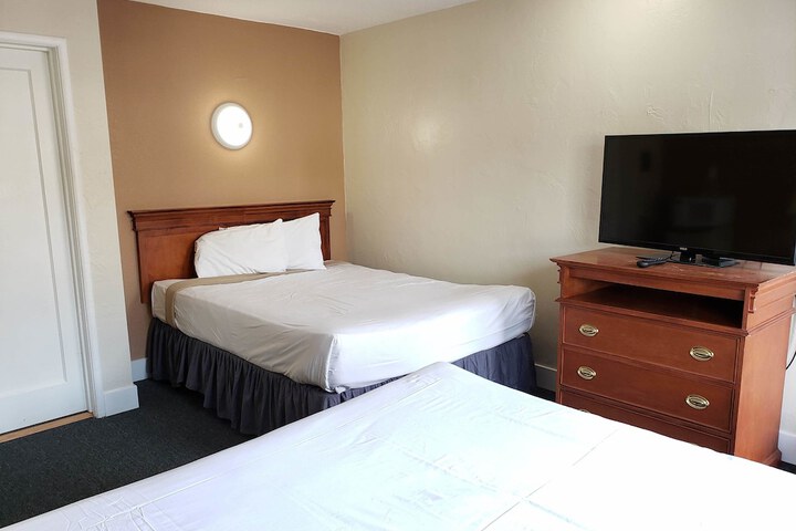 Room 19 of 49