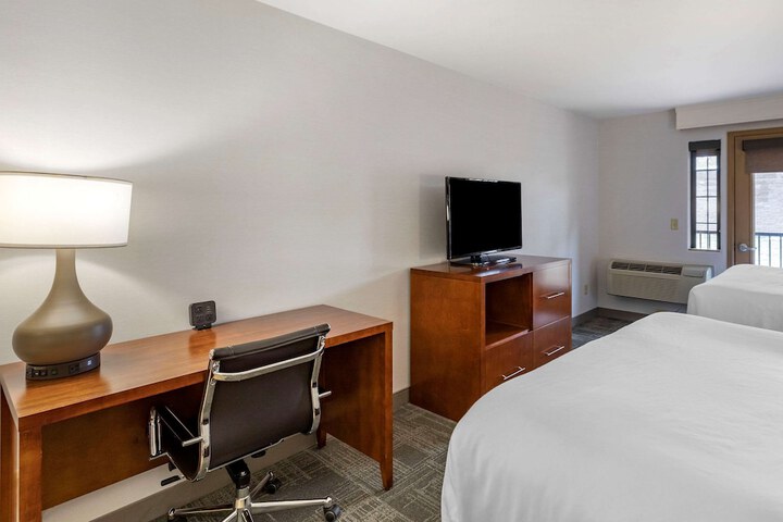 Room 19 of 50