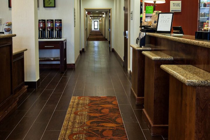 Hotel Interior 13 of 40