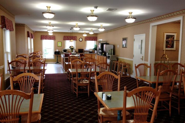 Breakfast/Coffee Service 19 of 25