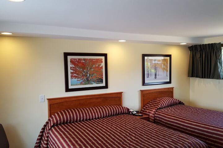 Room 26 of 120