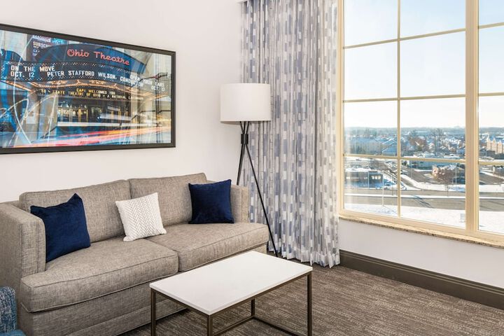 Hilton Columbus / Polaris