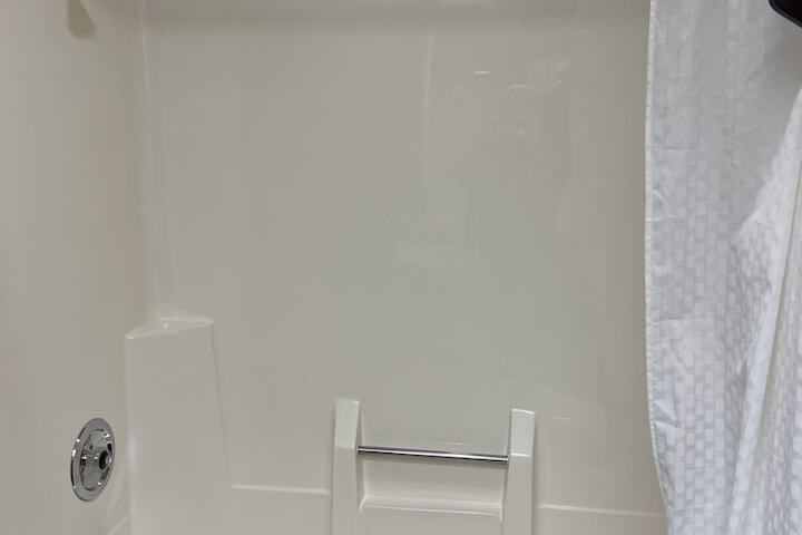 Room 14 of 22