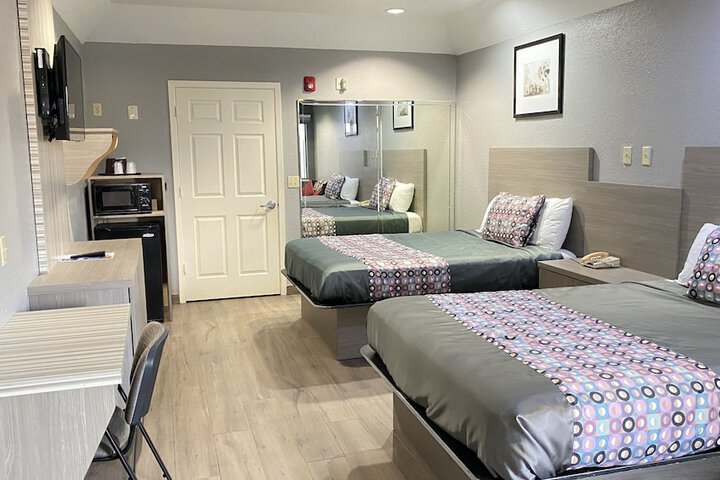 Room 46 of 64