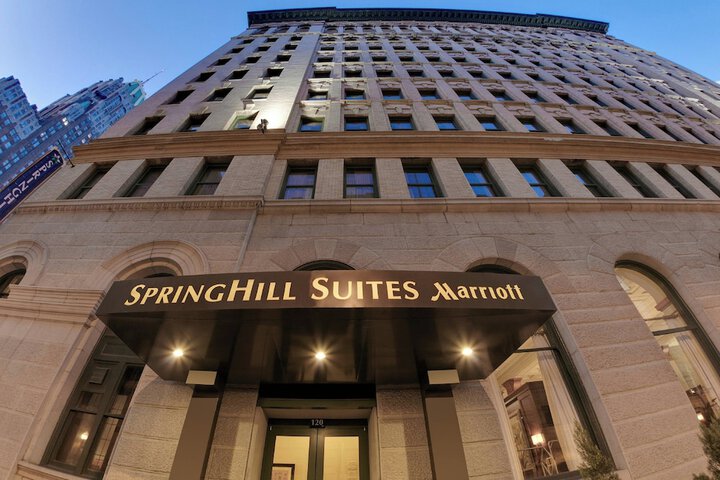 Hotel 4 of 30