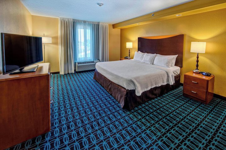 Room 8 of 20