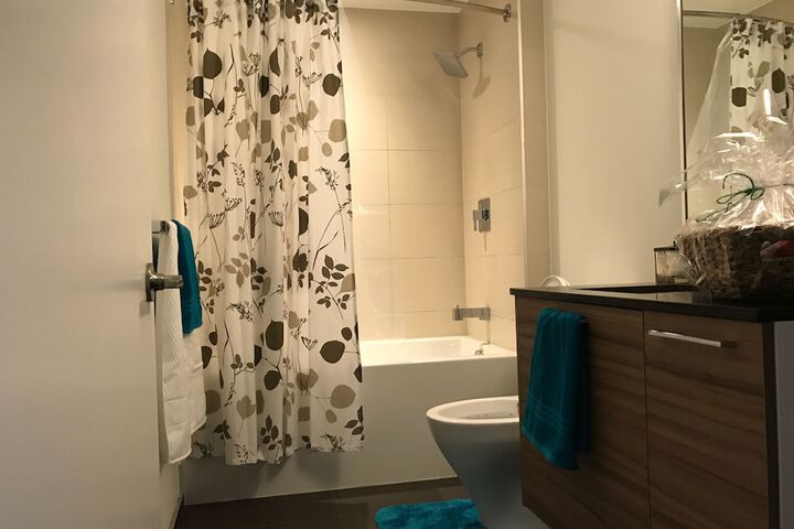 Room 12 of 13
