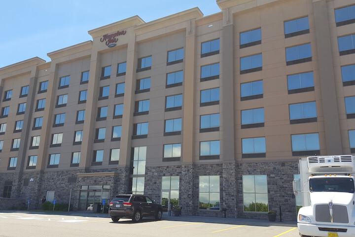 Hotel 2 of 90