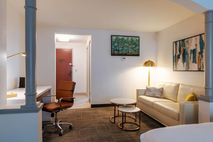 Comfort Inn & Suites Near Burke Mountain