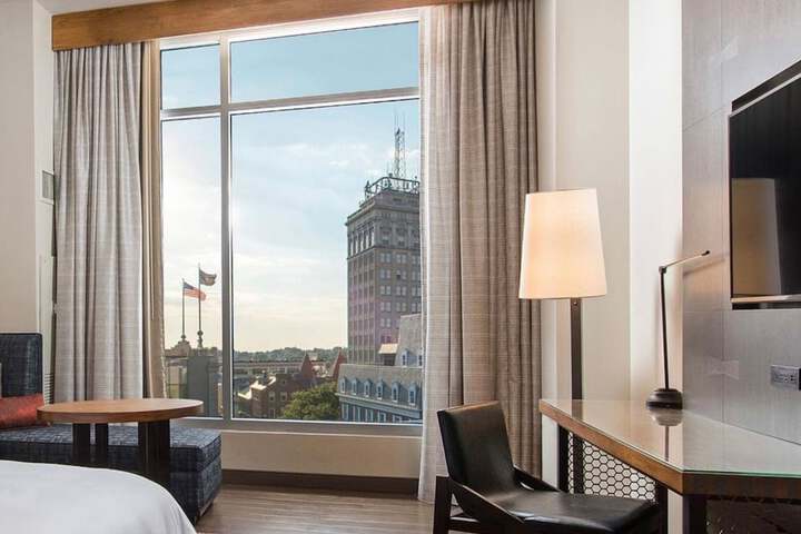 Lancaster Marriott at Penn Square