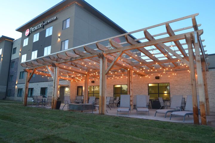 Best Western Premier Des Moines-Ankeny Hotel