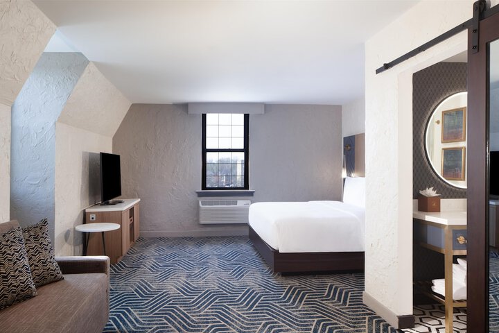 Hotel Royer Urbana Champaign Tapestry Collection by Hilton