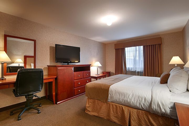 Room 14 of 38