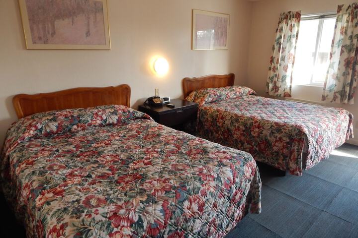 Room 32 of 35