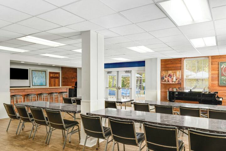 Marriotts Manor Club at Ford's Colony