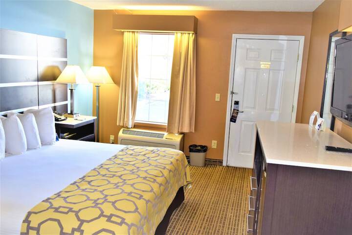 Room 19 of 38