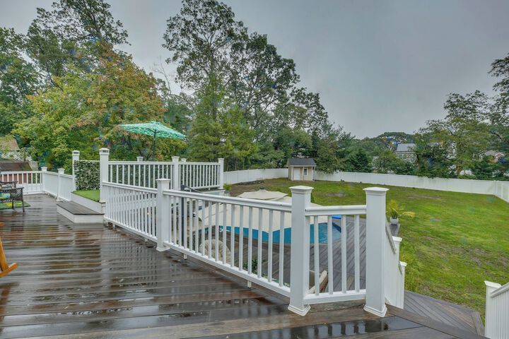 dreams of Paradise Luxury Home w / Pool!