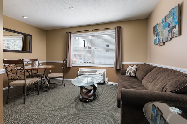 Room 136 of 279