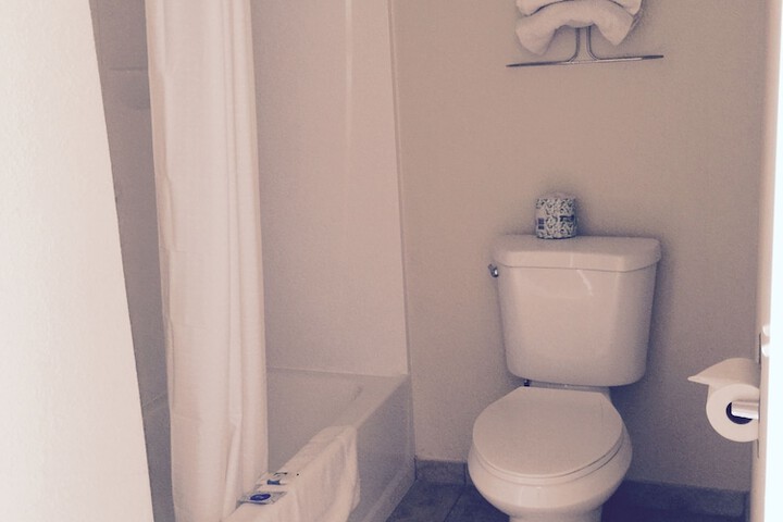 Room 35 of 47