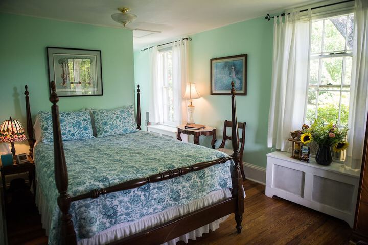 Room 35 of 54