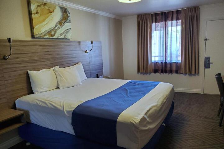 Exchange Club Motel