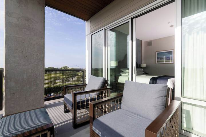 The Stella Hotel Autograph Collection