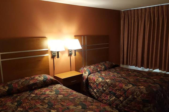 Room 28 of 38