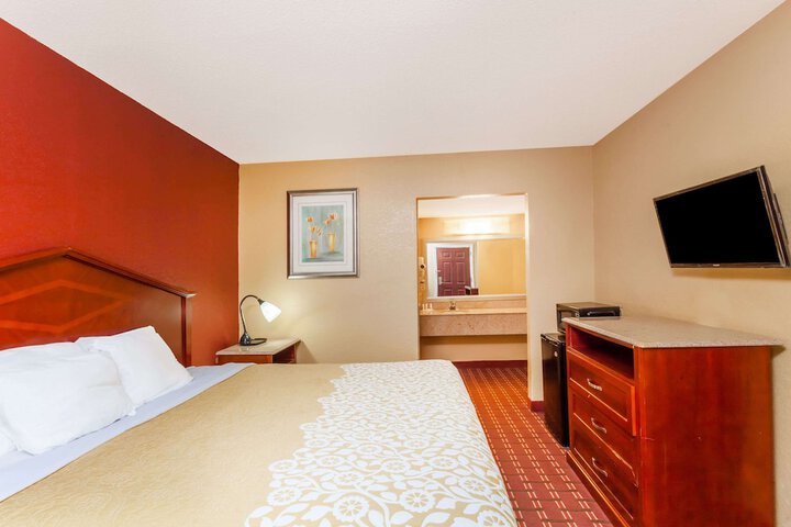 Room 19 of 32