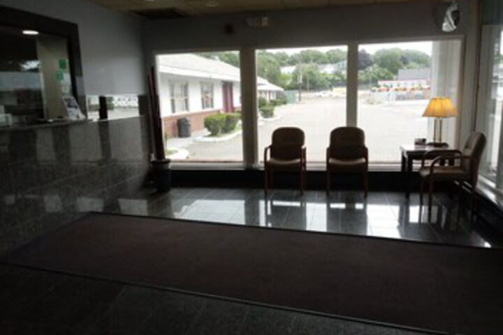 Town Line Motel
