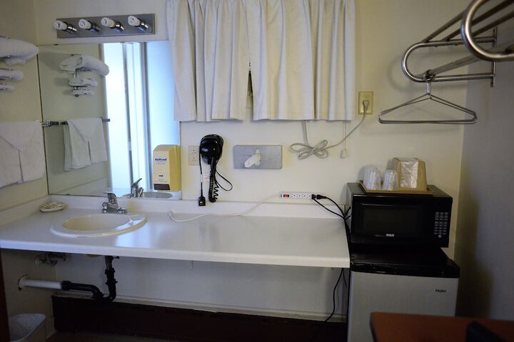 Budget Host Inn Iron Mountain