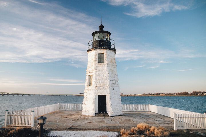 Newport Harbor Island Resort