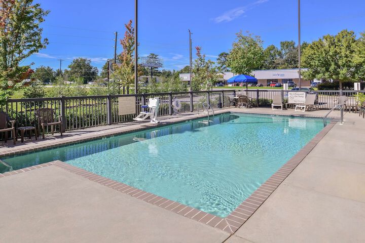 Pool 16 of 77