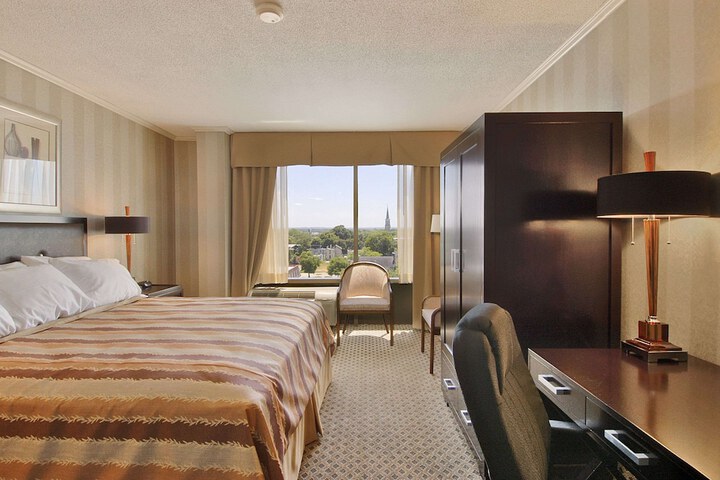 Room 16 of 23