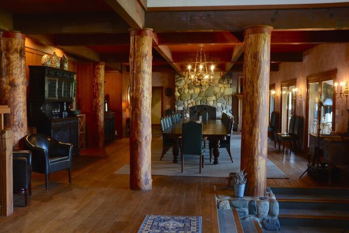 Casia Lodge and Ranch