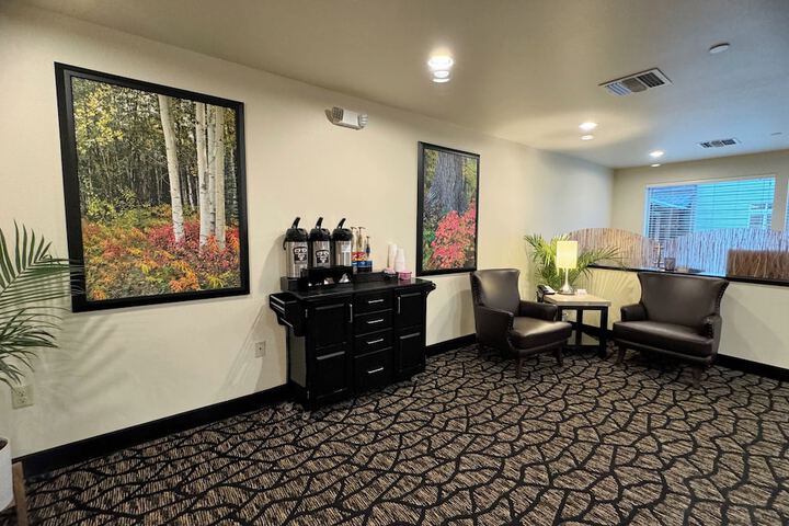 Hotel Interior 12 of 40
