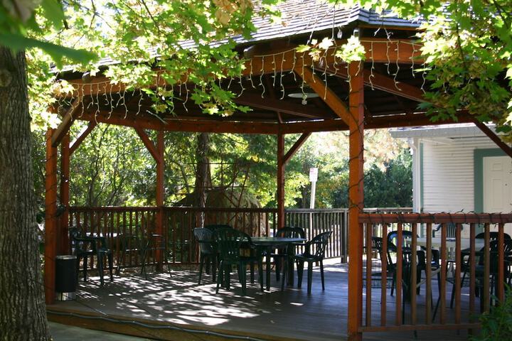 Terrace/Patio 19 of 29