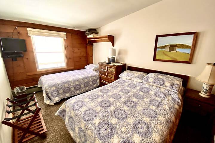 Turn of River Lodge