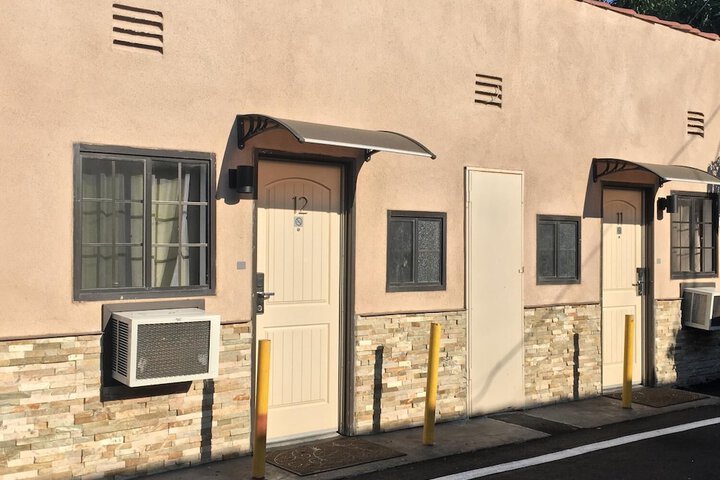 Hotel 2 of 41