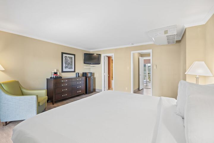 The Sandbar Hotel Trademark Collection by Wyndham